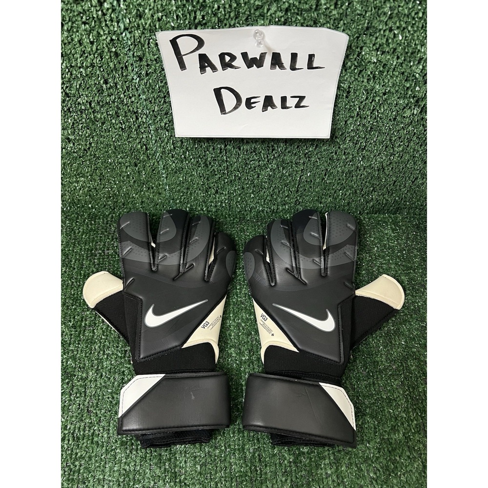 Nike Vapor Grip 3 Promo Goalkeeper Goalie Gloves Black White FJ5568-010 Size 9.5